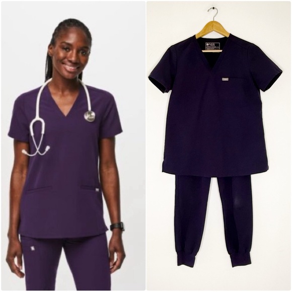 FIGS Technical Collection Scrub Set Purple Jam Small Top, XS Zamora Jogger - Picture 1 of 9